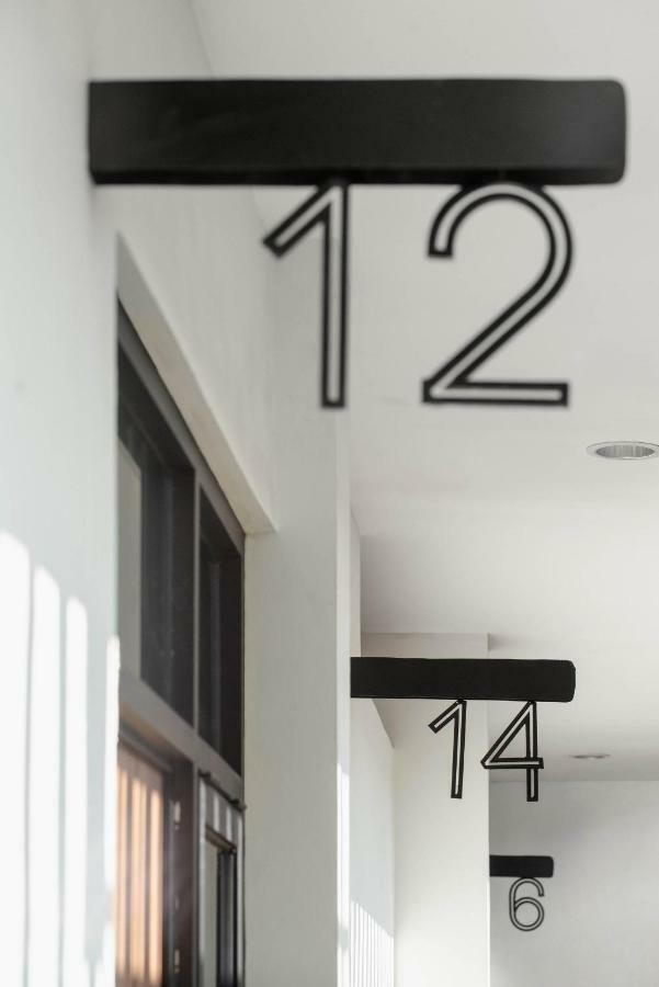 The Journey Hotel ยอกยาการ์ตา ภายนอก รูปภาพ